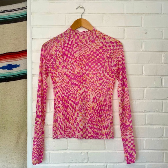 Free People FP Movement Sheer High Jump Top Long Sleeve Pink Geometric Spring - Picture 1 of 11